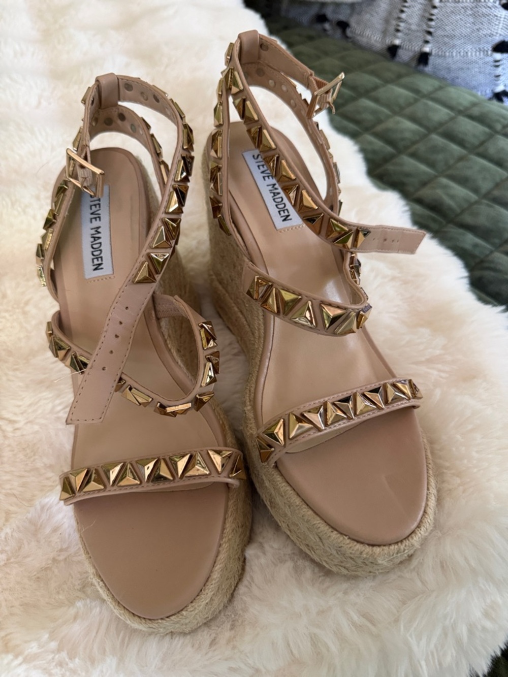 Steve Madden Beige Wedge Sandals with Gold Pyramid Studs